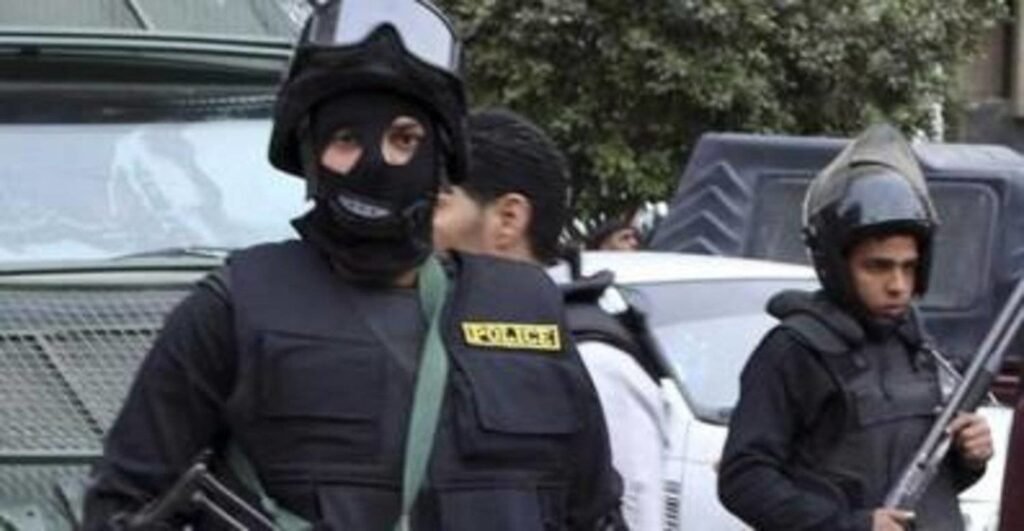 مقتل سائحَين إسرائيليَين ومصري برصاص شرطي في الإسكندرية