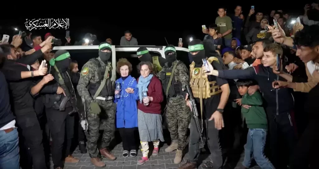 أحضروا لها بيتزا.. أسيرة إسرائيلية تروي تفاصيل عملية أسرها واقتيادها الى غزة….