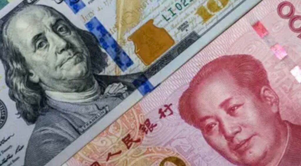 الدولار يتراجع مع انسحاب بايدن من انتخابات الرئاسة الأميركية واليوان ينخفض