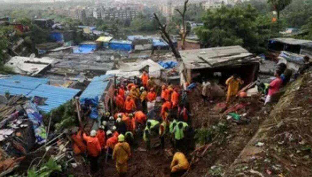 ### “Kerala Landslides: Death Toll Climbs to 36 Amidst Heavy Rains and Rescue Challenges”