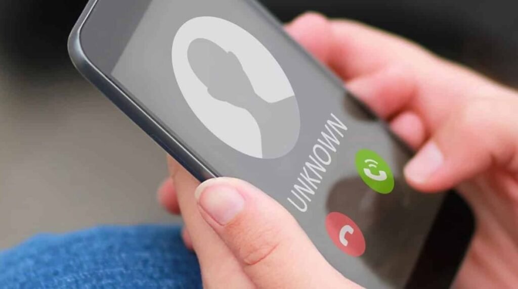 طريقة الإبلاغ عن المكالمات المزعجة عبر “واتساب”….
