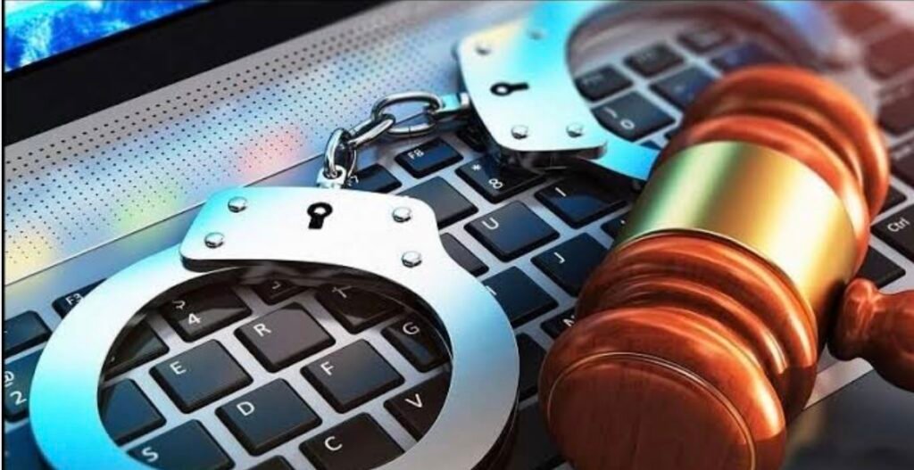 “التحديات القانونية لمكافحة الجرائم الإلكترونية في مصر: بين التطور الرقمي وضرورة حماية المجتمع”