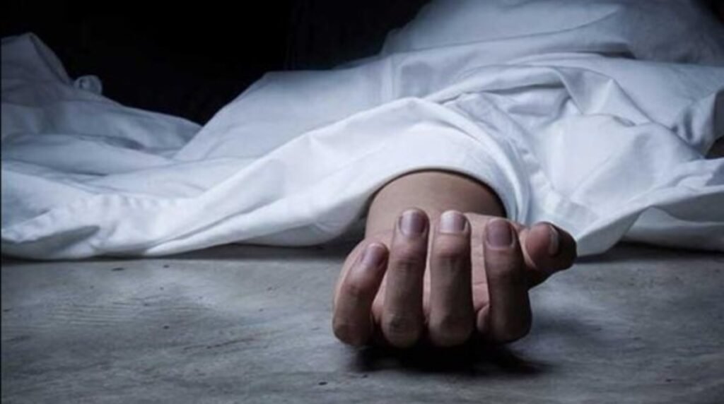 زوجها عايرها بـ”خلفة البنات”.. سيدة تنهي حياتها شنقًا في قنا…