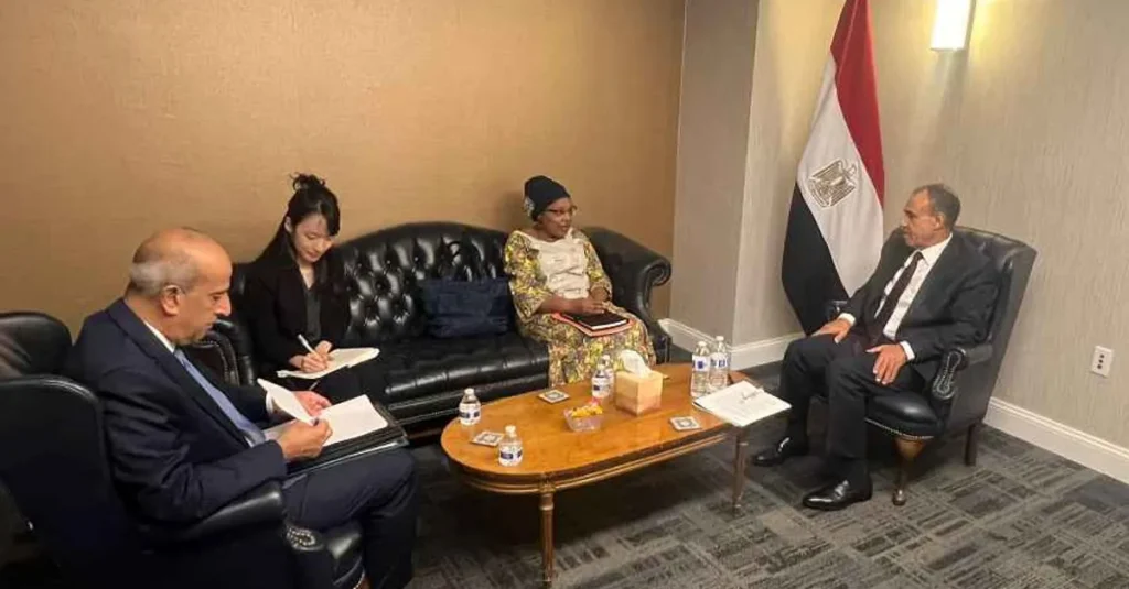 وزير الخارجية المصري: نرفض ممارسات النقل الجبري والتهجير القسري لسكان غزة…