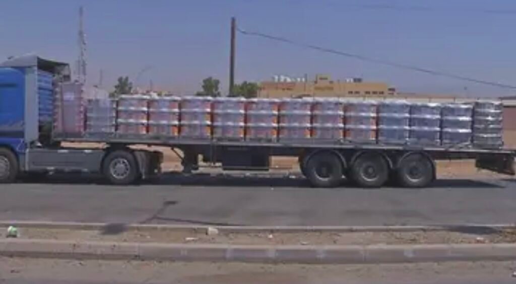**Aid to Gaza Stalled as Hundreds of Trucks Remain Stranded at Allenby Bridge**