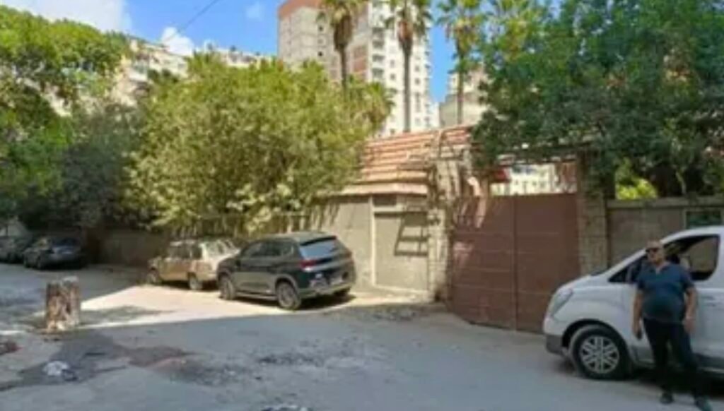 هنا ولد الملياردير المصري محمد الفايد..