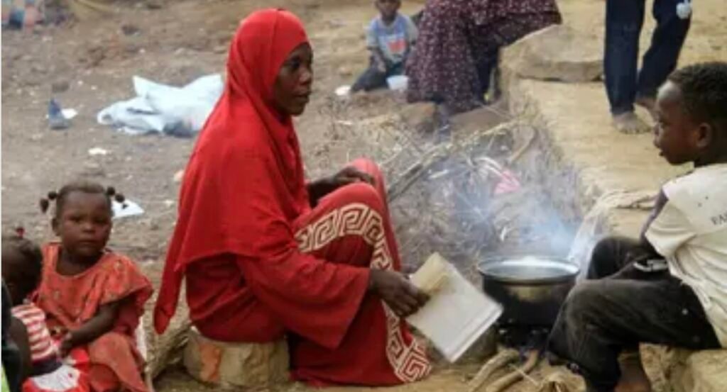 مدينة سودانية تحت الحصار.. كيف تشحن أفران سنار هواتف أهلها؟