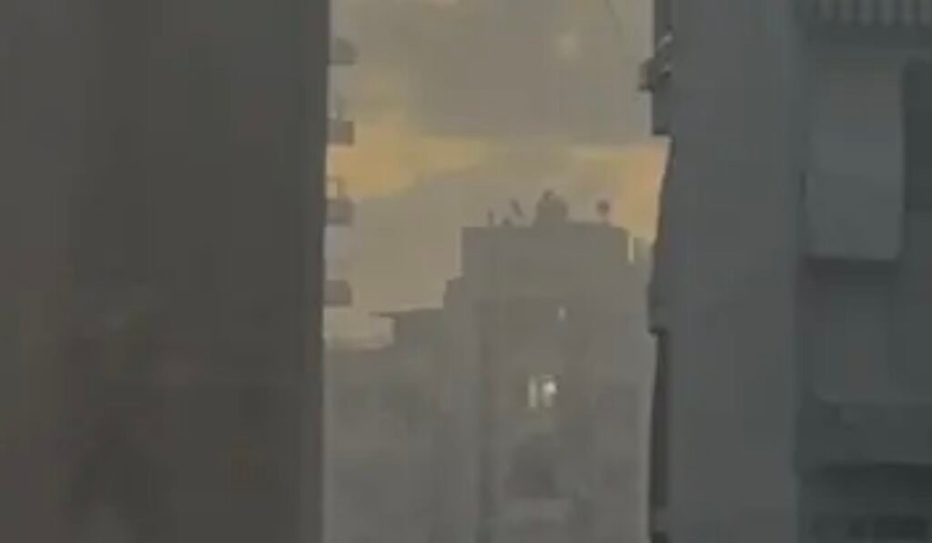 شاهد.. أول فيديو لضربة إسرائيلية تستهدف بيروت