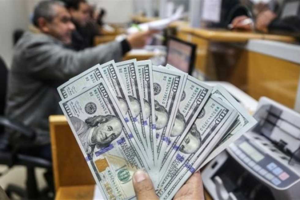 الاحتياطي النقدي يقفز 13.5 مليار دولار خلال عامين…