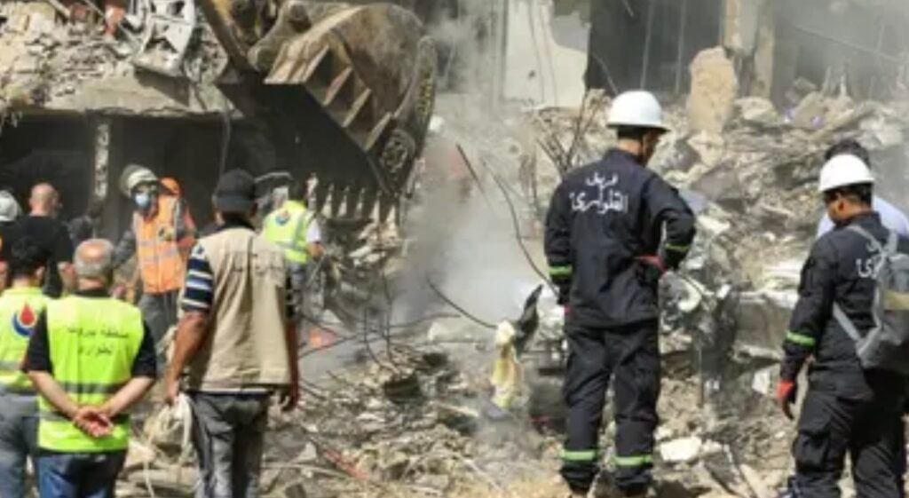برا وبحرا وجوا.. تفاصيل خطط 22 دولة لإجلاء رعاياها من لبنان