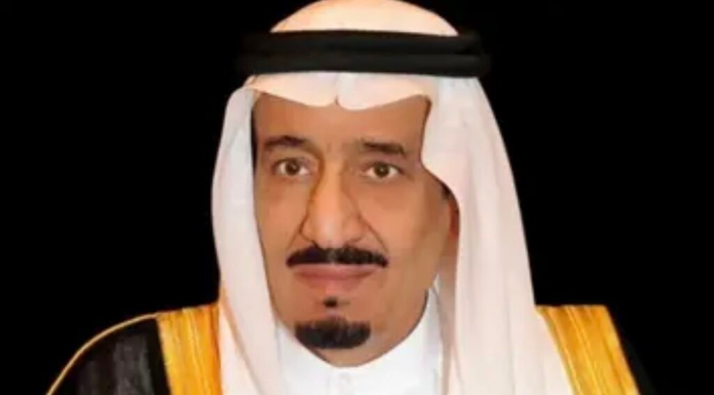 الملك سلمان يجري فحوصات طبية جراء التهاب في الرئة