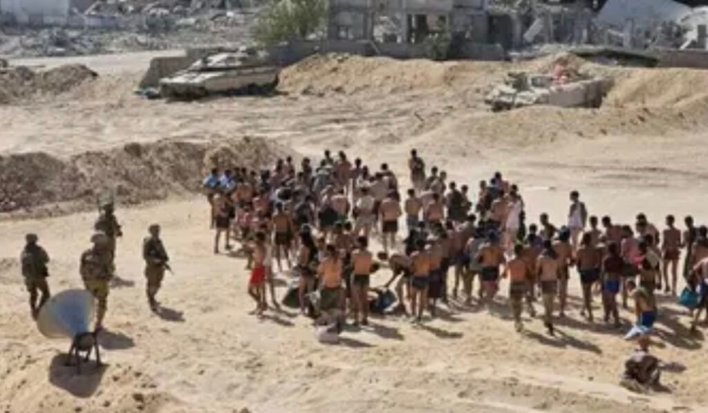 الجيش الإسرائيلي يعتقل عشرات بجباليا.. ويجبرهم على التعري