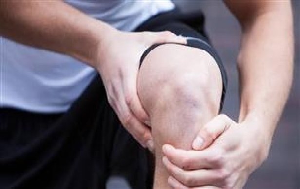 متى تكون طقطقة المفاصل خطيرة؟..