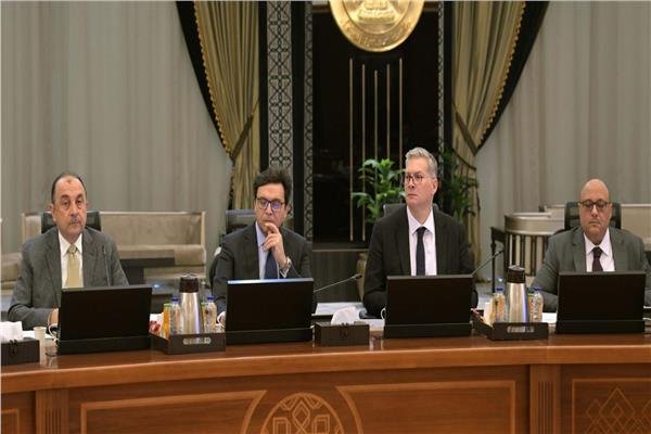 إنشاء جامعة وتعديل قانون المرور الأبرز.. الحكومة توافق على 8 قرارات..