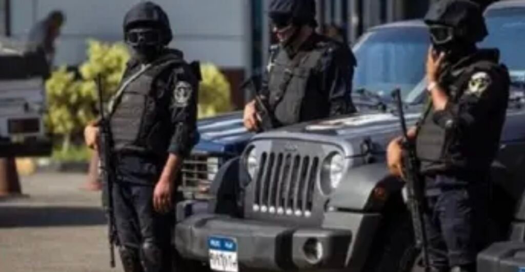 مصر.. مقتل 3 وإصابة آخرين بانفجار بمقر أمني