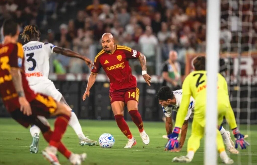 روما يخطف فوزا قاتلا أمام أتالانتا في الدوري الإيطالي