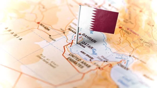 قطر تحذر إيران من حسابات خاطئة وتطالب بفتح مضيق هرمز أمام التجارة