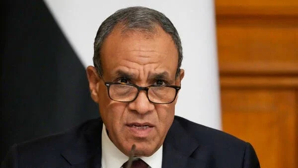 وزير الخارجية المصري يؤكد دعم السعودية وضرورة حل أزمة إيران وأمريكا