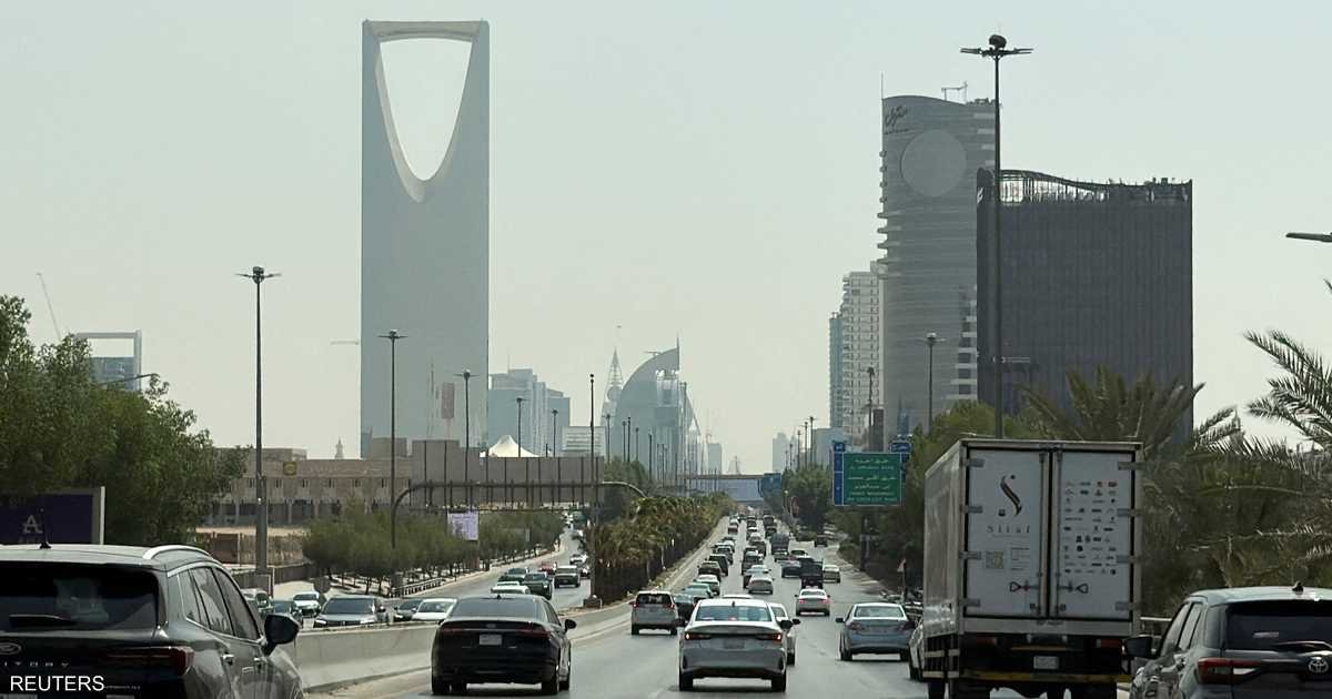 السعودية تعلن تدمير صاروخ حوثي وطائرة مسيّرة فوق العاصمة الرياض