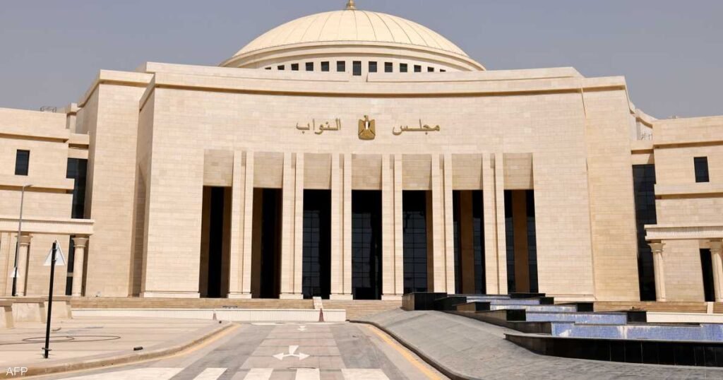 البرلمان المصري يحدد جلسة طارئة لتفويض السيسي في دعم السعودية