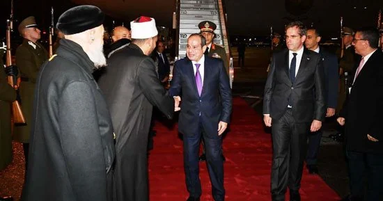 الرئيس السيسي يصل إلى مطار فيرنز ليست الدولي ببودابست