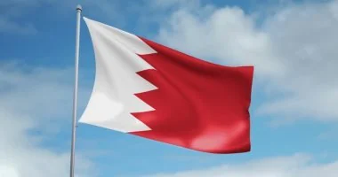 للمقيمين في البحرين.. غداً بدء تطبيق برنامج الضمان الصحي.. اعرف الشروط