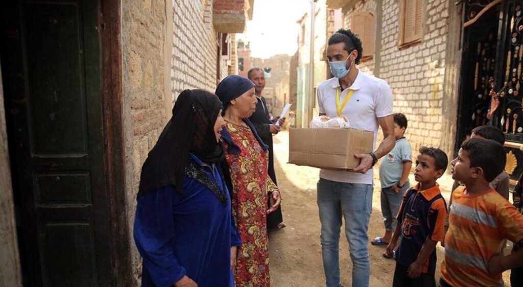 الجمعيات الأهلية والعمل التطوعي