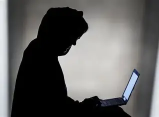 الابتزاز الإلكتروني في مصر.. ما الخطوات القانونية لحماية نفسك؟