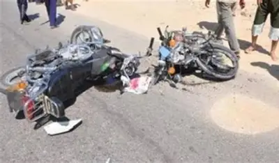مصرع شاب وإصابة اثنين في تصادم دراجتين ناريتين بالفيوم