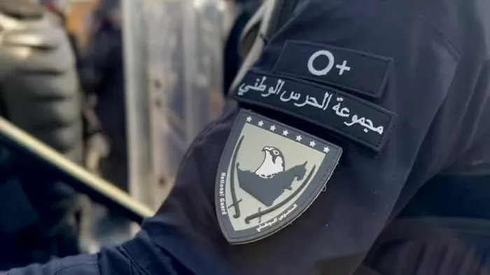 الحرس الوطني الإماراتي: إنقاذ 22 شخصا إثر حريق ناقلة نفط في الخليج