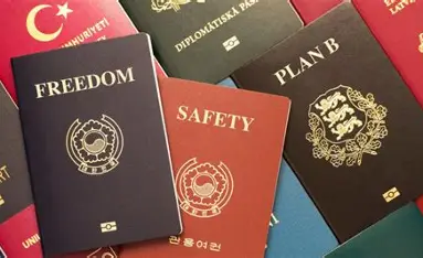 تراجع الموافقات على الجنسية الأمريكية يثير التساؤلات.. ما الذي يعنيه ذلك للمهاجرين؟