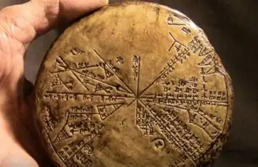لغز عمره 178 عامًا.. كيف كشف العلماء حقيقة تأخر قطار ارتبط بعاصفة شمسية؟