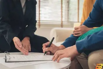 الكفالة الشخصية في القروض.. متى يُطالب الكفيل بسداد الدين؟