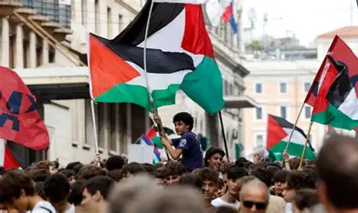 إيطاليا تستنفر قواتها قبل مظاهرات جديدة.. حكومة ميلوني تواجه غضب الشارع