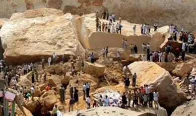كارثة صخرة الدويقة 2008.. انهيار صخري دفن منازل وسكانًا تحت الأنقاض