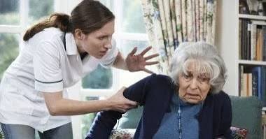 بأمر القانون.. من يتحمل مصاريف ونفقات المسن؟
