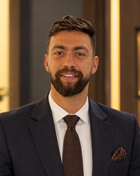 محمود صادق